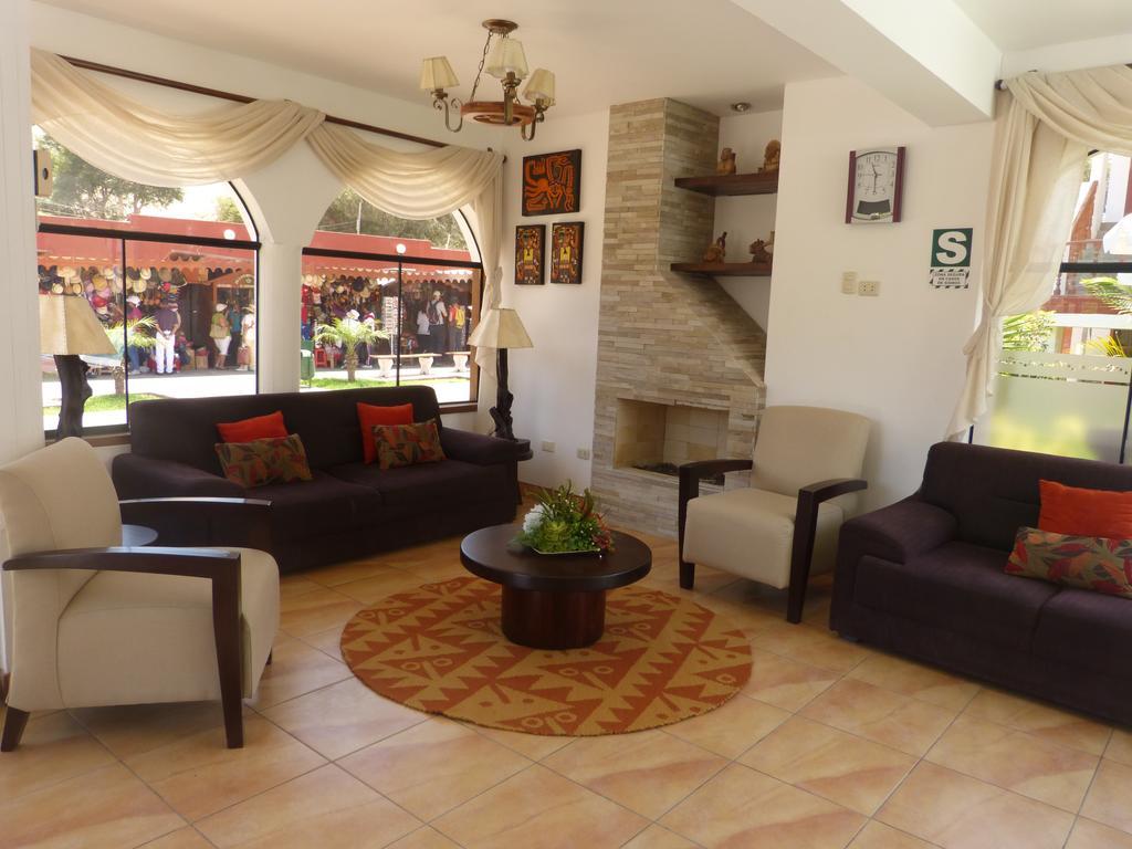 Hotel Curasi Ика Екстериор снимка