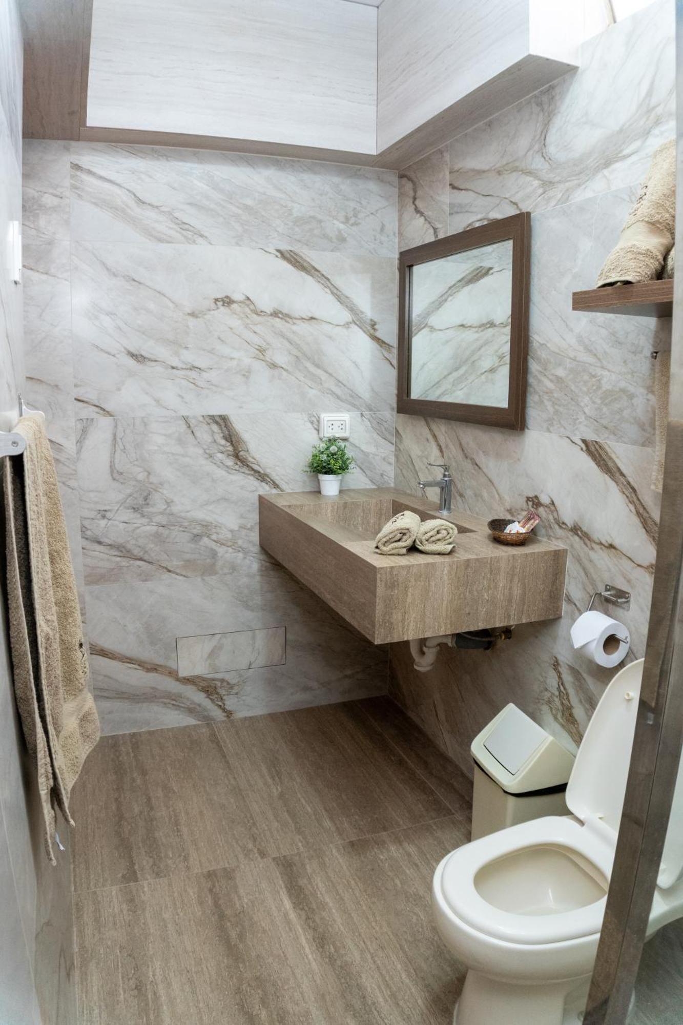 Hotel Curasi Ика Екстериор снимка