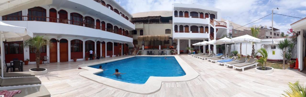 Hotel Curasi Ика Екстериор снимка